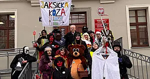 Koza Jaksicka zawitała do Urzędu. Tradycja, która przegania zimę