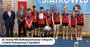 Emocje na parkiecie -  Turniej Piłki Siatkowej Dziewcząt i Chłopców w SP Tupadły