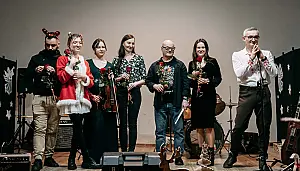 Wspólne kolędowanie w Jaksicach – muzyka, tradycja i integracja