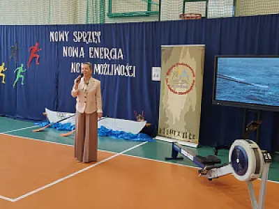 2026-05-18 Ergometry wioślarskie od Anny Tataruch dla uczniów SP w Górze