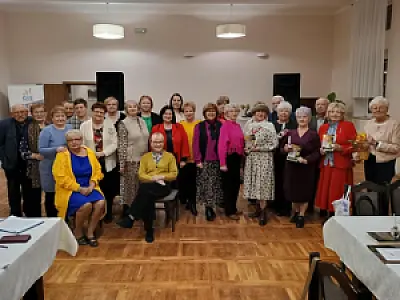 I Przegląd Twórczości Poetyckiej Seniorów Szuflada Pełna Poezji – Jesienne Refleksje