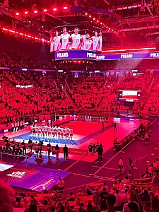 2026-06-24 Siatkarskie emocje w Gliwicach! Młodzież kibicowała biało-czerwonym w Lidze Narodów