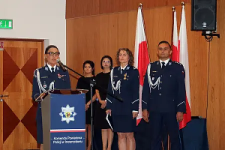 2026-07-03 Święto Policji w Inowrocławiu. Podziękowania za służbę, awanse i wyrazy uznania