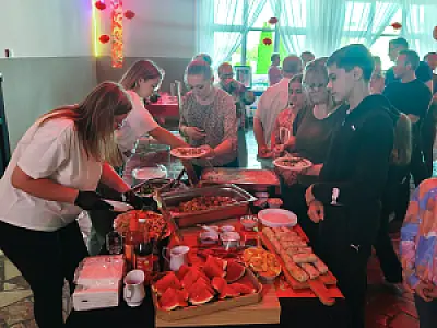 2026-09-24 Z Gnojna do Chin – podróż pełna smaków, sztuki i wspólnych wrażeń