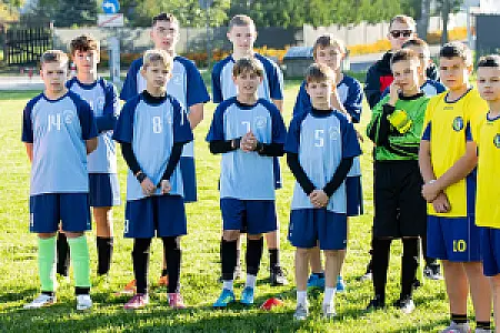 2026-09-28 32 turniej piłki noznej