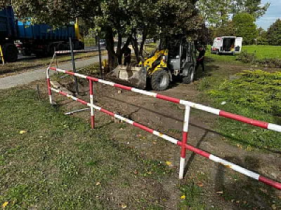 2026.10.08 remont boiska jaksice