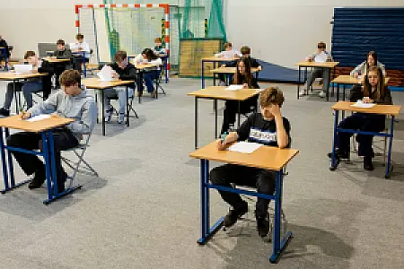 2026-10-26 Olimpijczyk Zygfryd Kuchta w Sławęcinku i konkurs wiedzy o polskiej piłce ręcznej