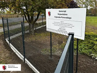 2026-10-29 Bezpieczniej i nowocześniej przy SP w Jaksicach. Inwestycja zakończona