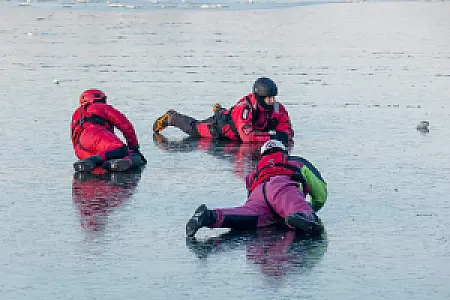 2025-01-09 OSP Jacewo w akcji - ćwiczenia z ratownictwa lodowego